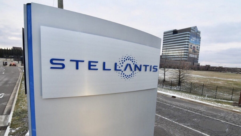 stellantis-8f65_cover.jpg