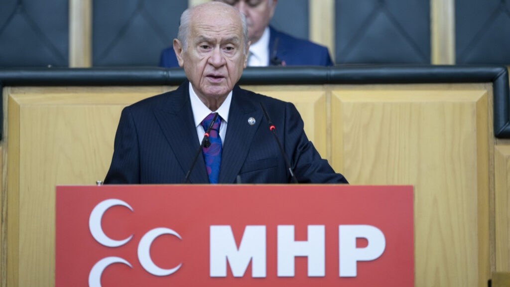 bahceli-Hviz_cover.jpg