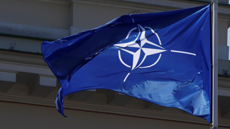 nato-1BKX_cover.jpg