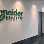 schneider-electric-2-XaDs_cover.jpg