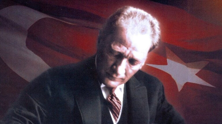 ataturk-criy-cover-hpe6_cover.jpg