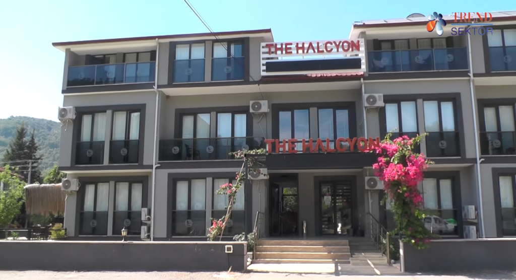 HALCYON ROOMS SUITES